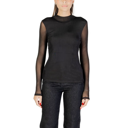Shirt by Only for women in stretch polyester & lycra black showcases a sublime silhouette, artfully detailed with a sublime high-collar neckline and long-sleeve for a sophisticated, sublime finish.