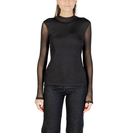 Shirt by Only for women in stretch polyester & lycra black showcases a sublime silhouette, artfully detailed with a sublime high-collar neckline and long-sleeve for a sophisticated, sublime finish.