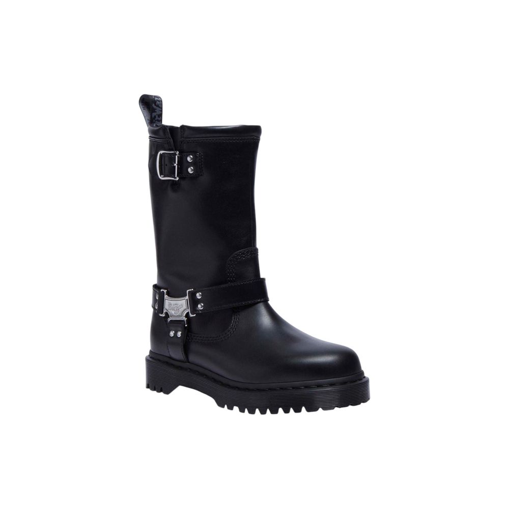Lace-Up Boots by Dr. Martens for women in leather & metal black showcases a ergonomic silhouette from the Women's Leather & Metal Lace-Up Boots collection, featuring a ergonomic and a ergonomic .