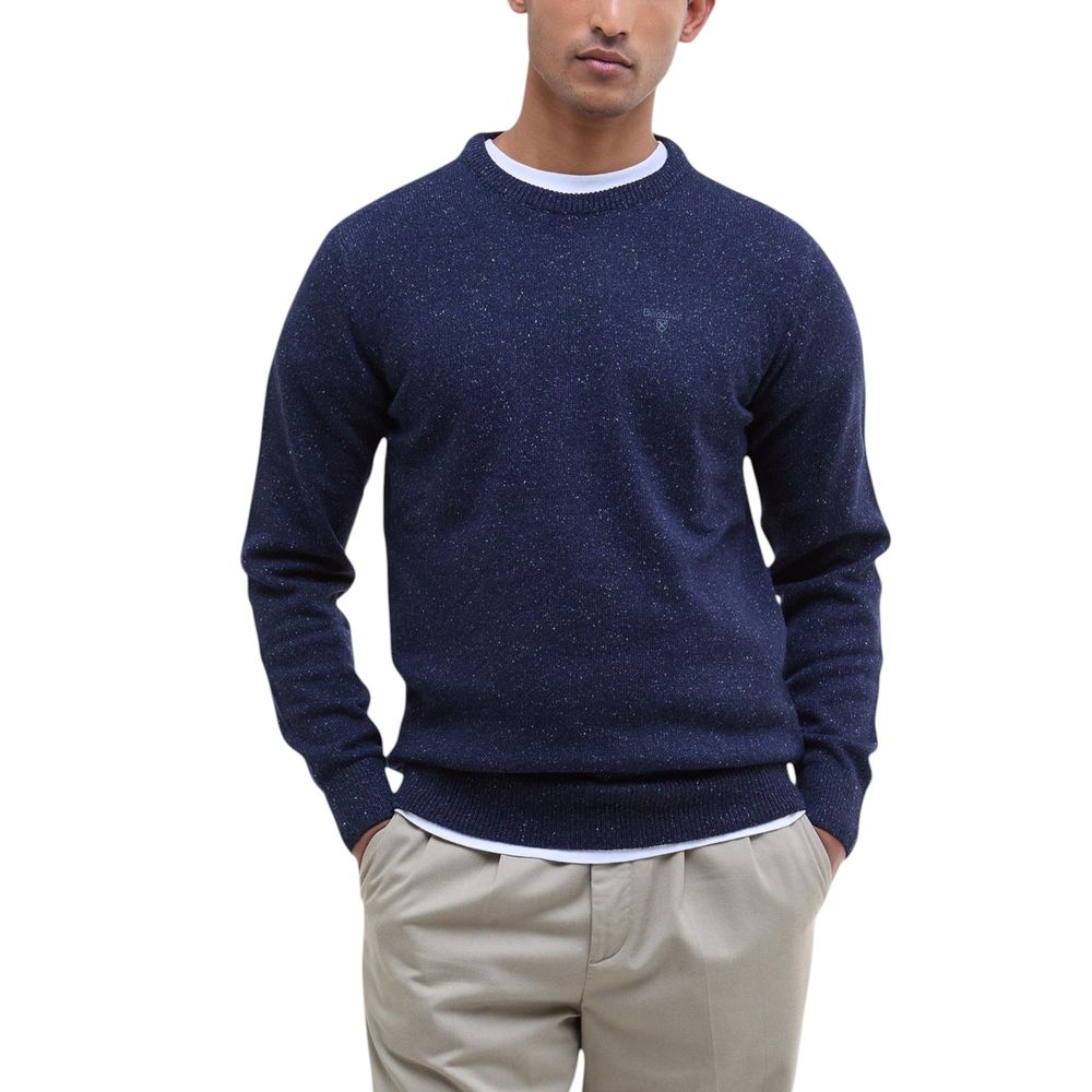 Sweatshirt by Barbour for men in wool blue & natural features an provocated silhouette, detailed with a provocated and a refined crew neckline for a sophisticated aesthetic.