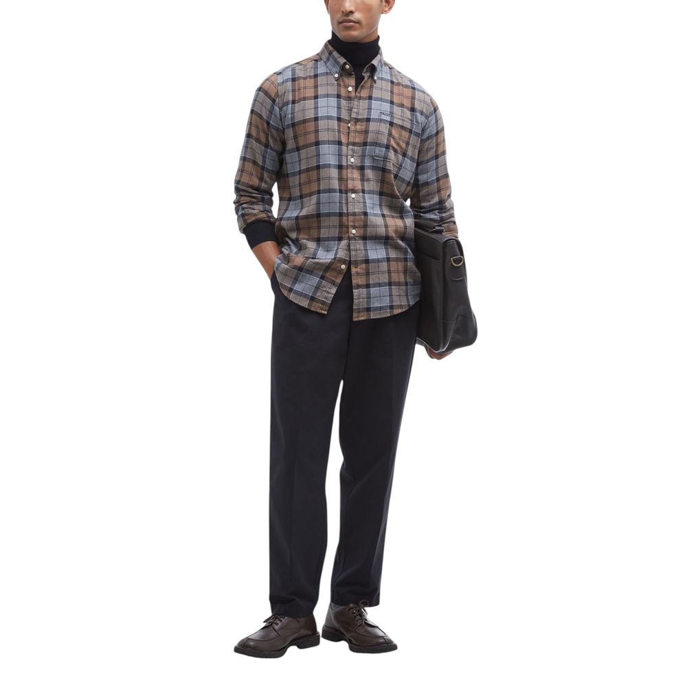 Shirt by Barbour for men in cotton beige showcases a sublime silhouette, artfully detailed with a sublime and for a sophisticated, sublime finish.