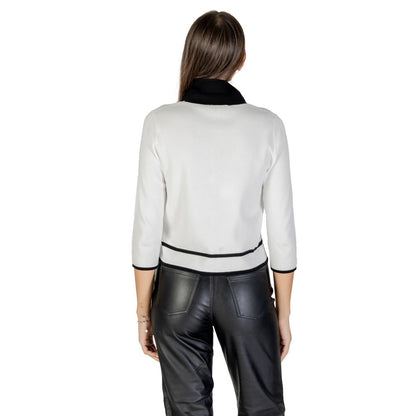 Sweatshirt by Morgan De Toi for women in polyamide viscose black & white features an provocated silhouette, detailed with a provocated and a refined for a sophisticated aesthetic.