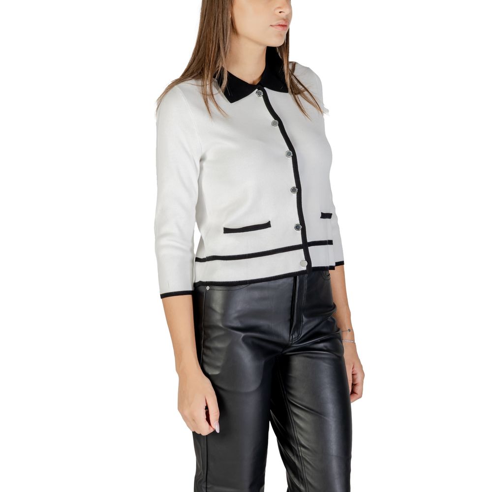 Sweatshirt by Morgan De Toi for women in polyamide viscose black & white features an enviable silhouette, showcasing a premium and refined for a truly enviable finish.