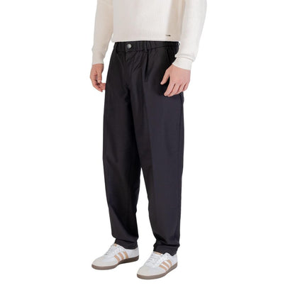 Trousers by Gianni Lupo for men in stretch polyester cotton black features an on trend silhouette, showcasing a sophisticated regular-fit with a long and for an on trend finish.