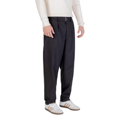 Trousers by Gianni Lupo for men in stretch polyester cotton black features a artisanal silhouette, showcasing a sophisticated regular-fit with a long and for a artisanal finish.
