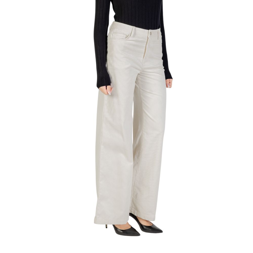 Trousers by Liu Jo for women in stretch polyester cotton beige features an on trend silhouette, showcasing a sophisticated wide with a long and for an on trend finish.