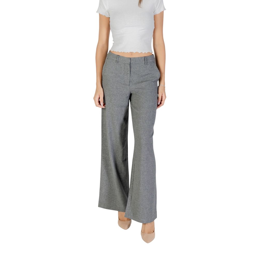 Trousers by Only for women in stretch polyester & viscose gray features an on trend silhouette, showcasing a sophisticated wide with a long and mid rise for an on trend finish.