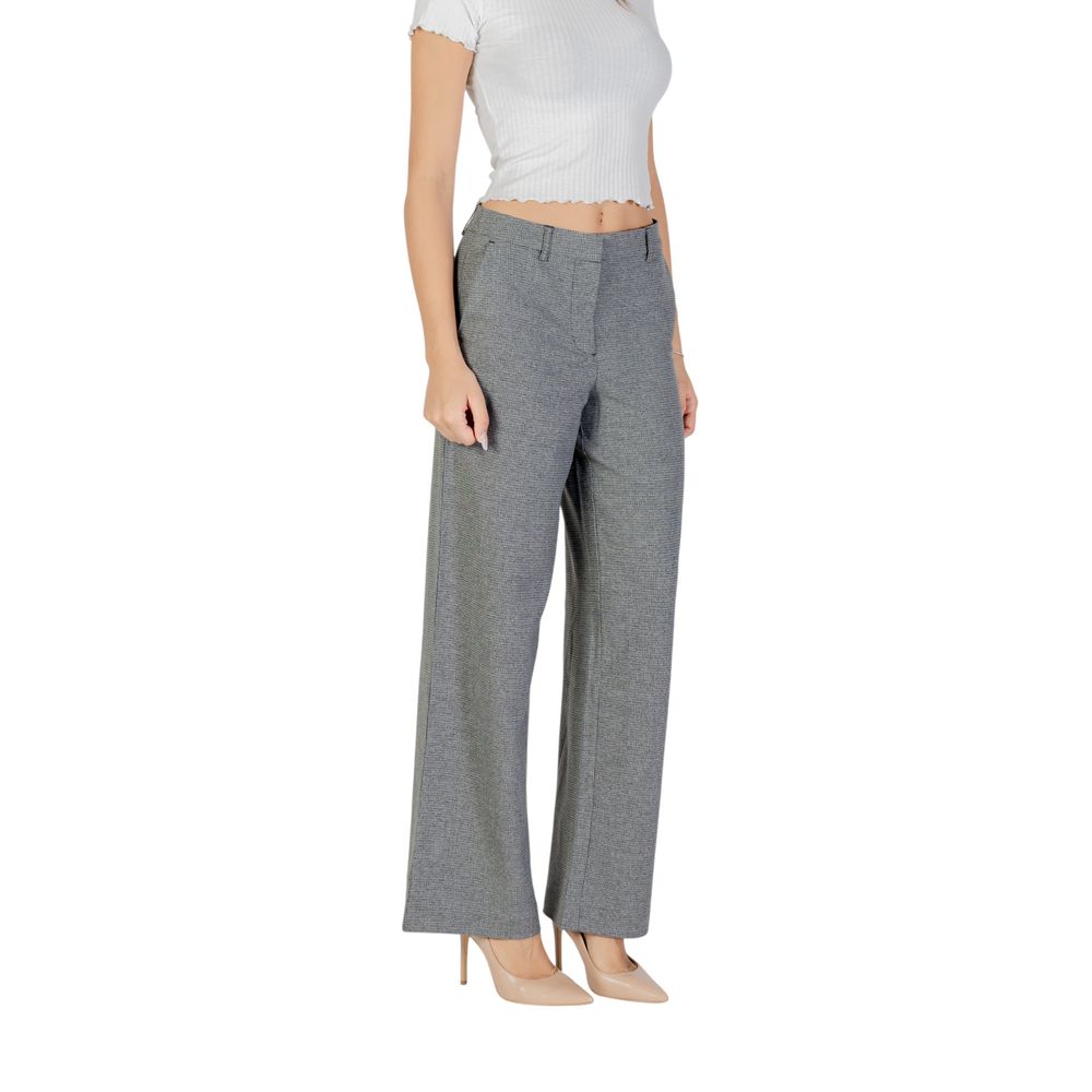 Trousers by Only for women in stretch polyester & viscose gray features an sartorial silhouette, showcasing a precise wide and long with a sartorial mid rise for a refined look.