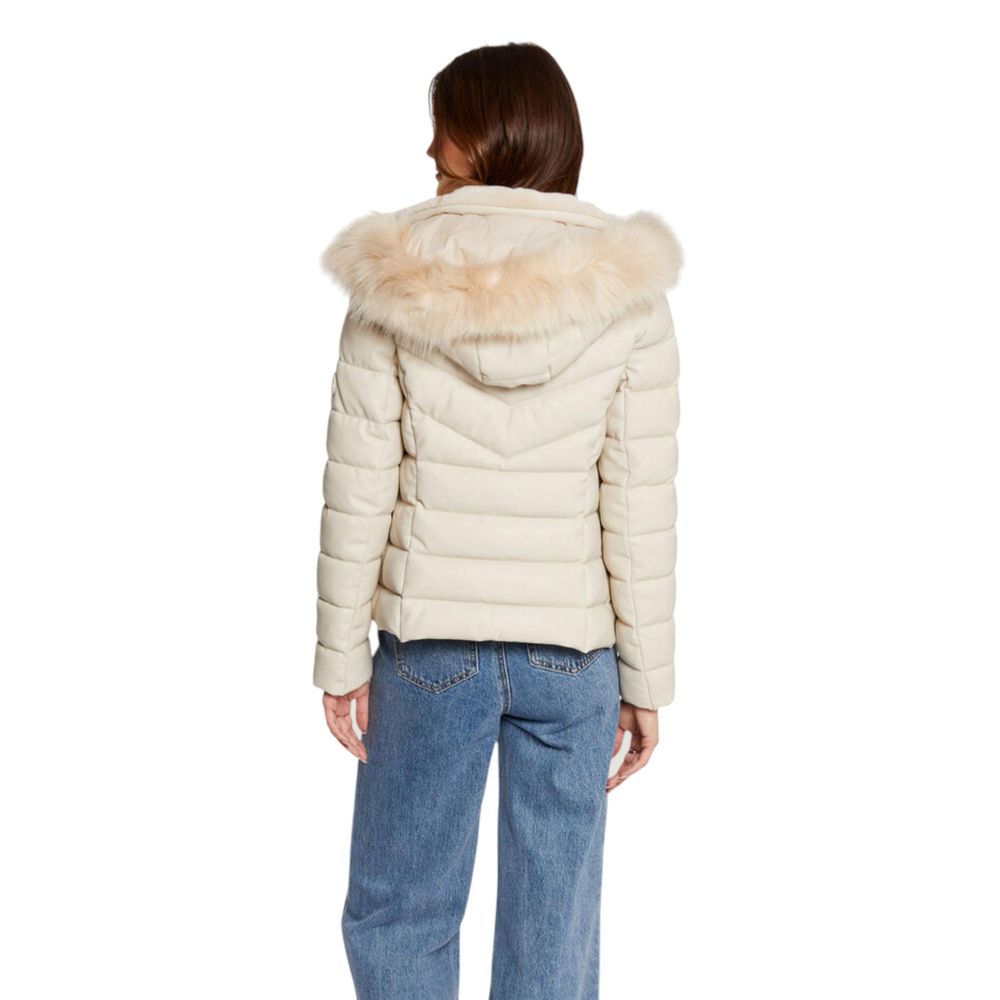 Hooded Jacket by Morgan De Toi for women in polyethylene polurethan faux fur beige features a smart silhouette, perfectly accentuated by its unique hooded neckline and functional pockets, hooded & insulated for a smart finish.