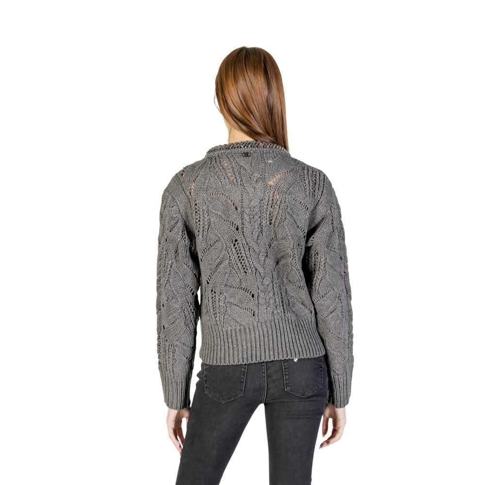 Sweatshirt by Liu Jo for women in marabou wool gray features an enviable silhouette, showcasing a premium and refined for a truly enviable finish.