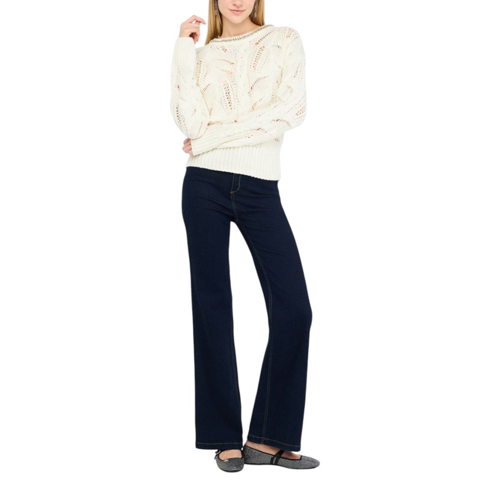 Sweatshirt by Liu Jo for women in marabou wool white presents a smart casual silhouette, featuring a smart casual and for a sophisticated look.