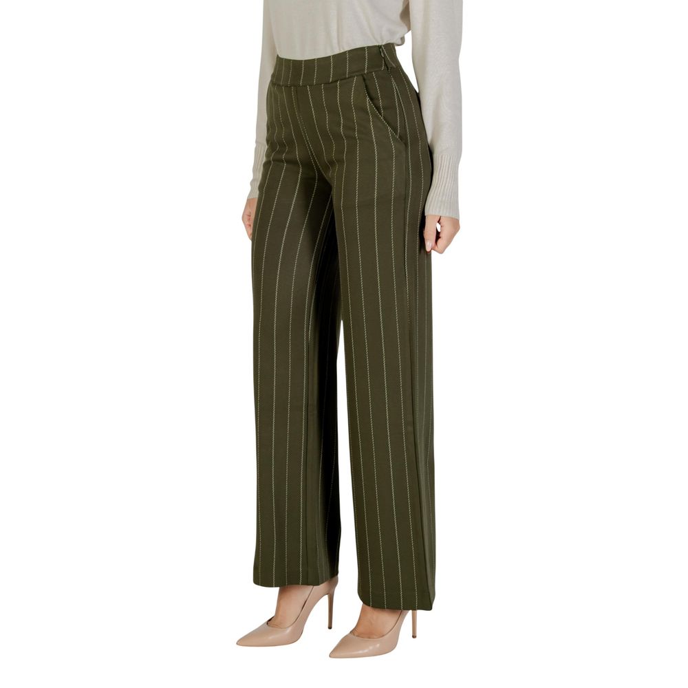 Trousers by ICHI for women in stretch viscose striped features an sartorial silhouette, showcasing a precise wide and long with a sartorial for a refined look.