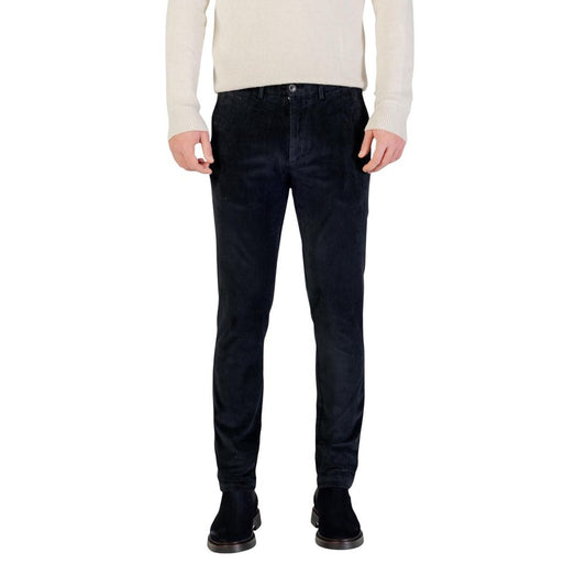 Trousers by Borghese for men in stretch cotton blue features an on trend silhouette, showcasing a sophisticated slim with a long and for an on trend finish.