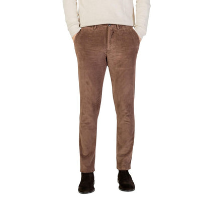 Trousers by Borghese for men in stretch cotton brown features an on trend silhouette, showcasing a sophisticated slim with a long and for an on trend finish.