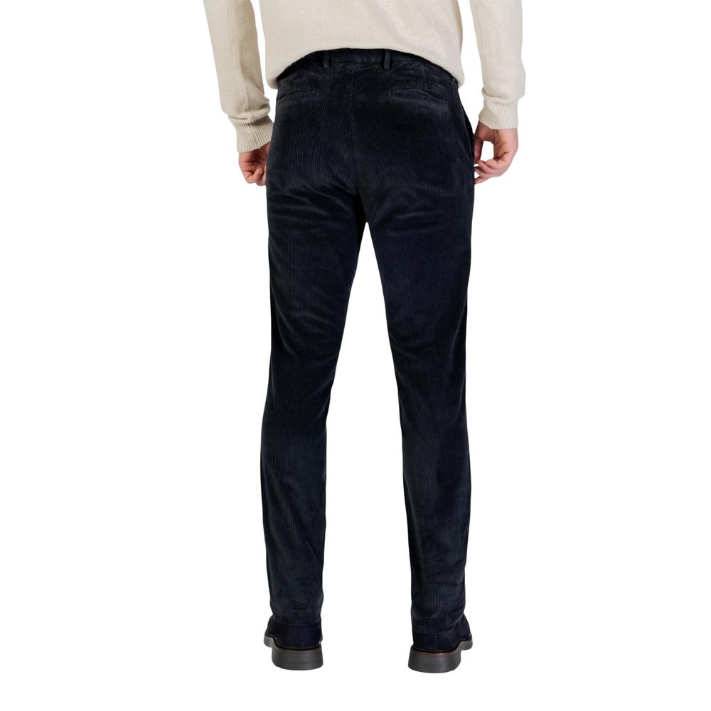 Trousers by Borghese for men in stretch cotton blue presents a smart silhouette, meticulously detailed with a smart slim, a smart long, and a smart .