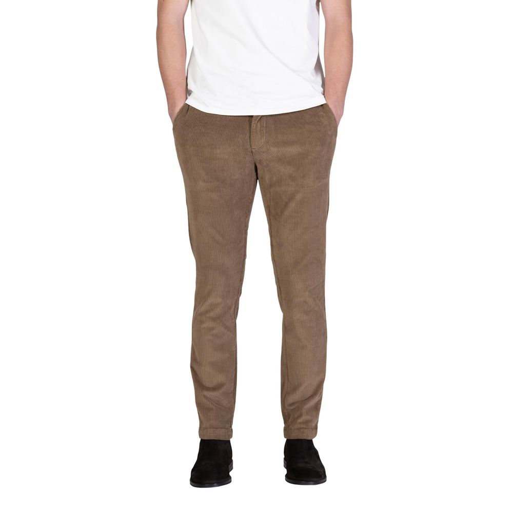 Trousers by Borghese for men in stretch cotton brown features a sculptural silhouette, showcasing a sculptural slim and long with a sophisticated for a sculptural finish.