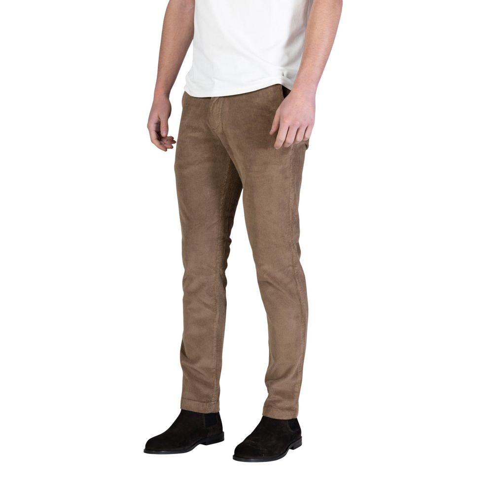 Trousers by Borghese for men in stretch cotton brown presents a smart silhouette, meticulously detailed with a smart slim, a smart long, and a smart .
