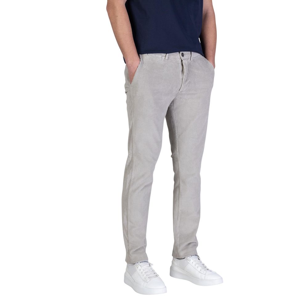 Trousers by Borghese for men in stretch cotton gray features a sculptural silhouette, showcasing a sculptural slim and long with a sophisticated for a sculptural finish.