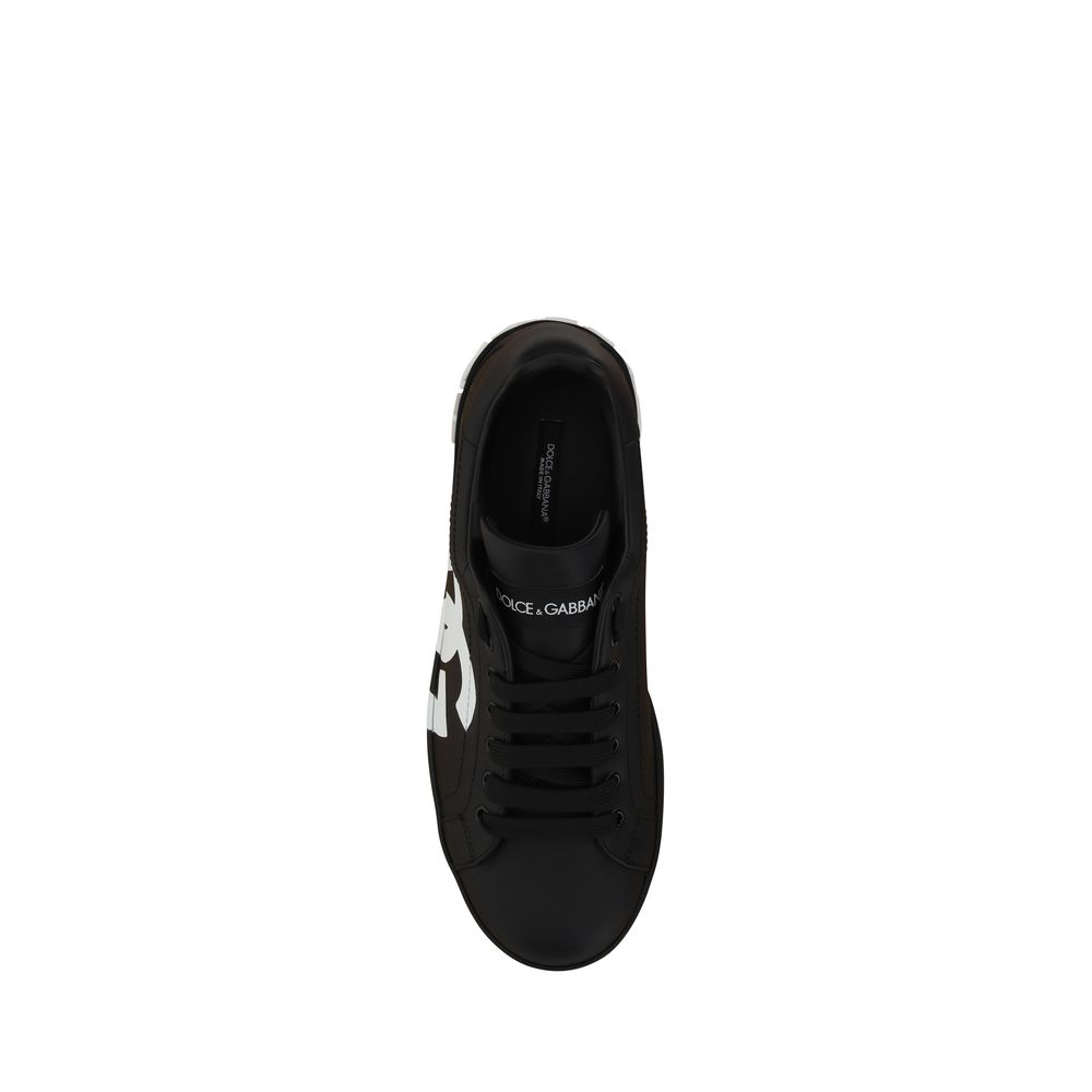 Sneakers by Dolce & Gabbana for men in bos taurus calfskin leather black, signature & monogram features an timeless silhouette from the Men's Fashion Bos Taurus Calfskin Leather Sneakers collection, showcasing a signature fashion style with an timeless finish.