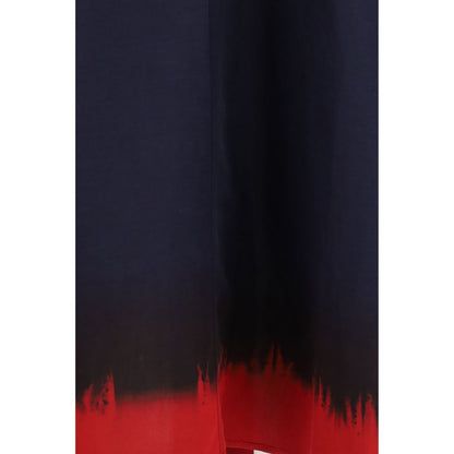 Dress by Tory Burch for women in linen & viscose blue features an cute silhouette, detailed with a and that elegantly flows into a cute midi.