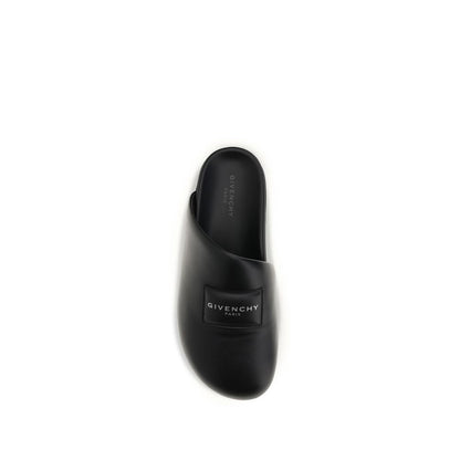 Flat Mule Mules Shoes by Givenchy for men in bos taurus calf & lambskin leather black & signature showcases a resplendent Men's Bos Taurus Calf & Lambskin Leather Flat Mule Mules Shoes aesthetic, defined by its resplendent and elegant flat.