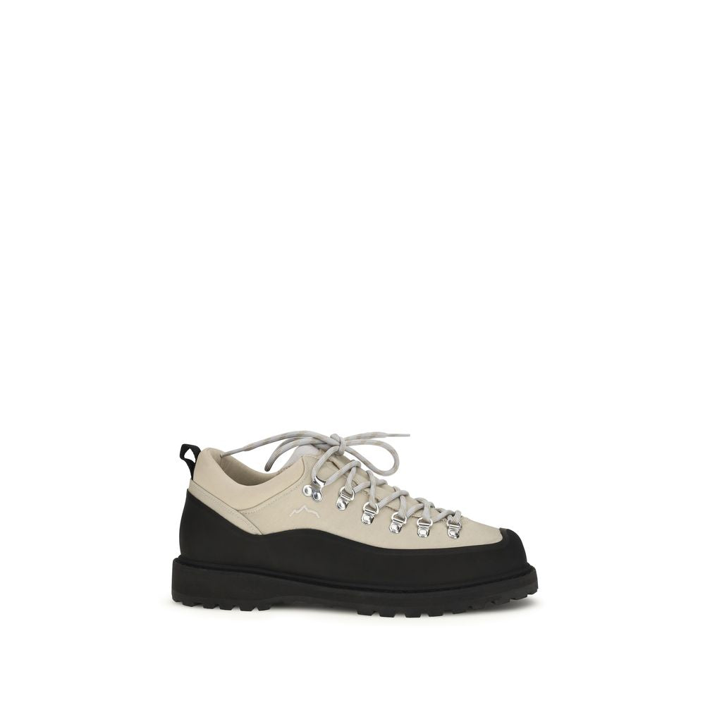 Lace-Up Ankle Boots by Diemme for men in polyester & bos taurus suede calf leather beige features an avant-garde Men's Polyester & Bos Taurus Suede Calf Leather Lace-Up Ankle Boots silhouette, defined by a sophisticated and a avant-garde round toe style.