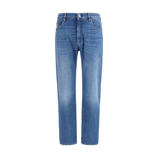 Jeans by MooRER for men in stretch denim cotton blue features an sartorial straight-leg & regular-fit and long with a cut for a sartorial finish.