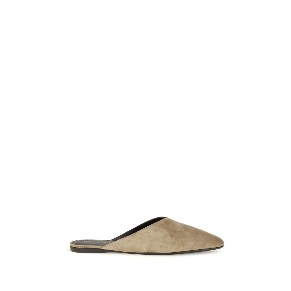 Mules Flat Shoes by Herbert Levine for women in suede calf & goatskin leather beige showcases a enchanting silhouette as part of the Women's Suede Calf & Goatskin Leather Mules Flat Shoes collection, defined by a enchanting and for a enchanting look.