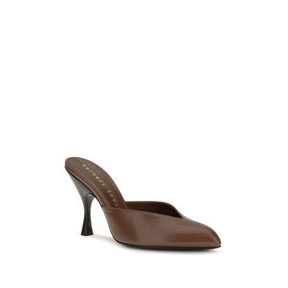 Mules Flat Shoes by Herbert Levine for women in bos taurus calf leather brown presents a impeccable silhouette as Women's Bos Taurus Calf Leather Mules Flat Shoes, artfully designed with a and a impeccable for a refined, upscale finish.