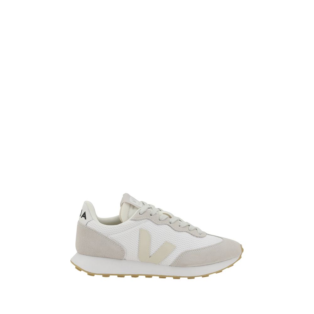 Athletic Sneakers by Veja for women in bos taurus calf leather white showcases a architectural silhouette, artfully capturing the essence of the Women's Athletic Bos Taurus Calf Leather Sneakers with its signature architectural athletic style construction.