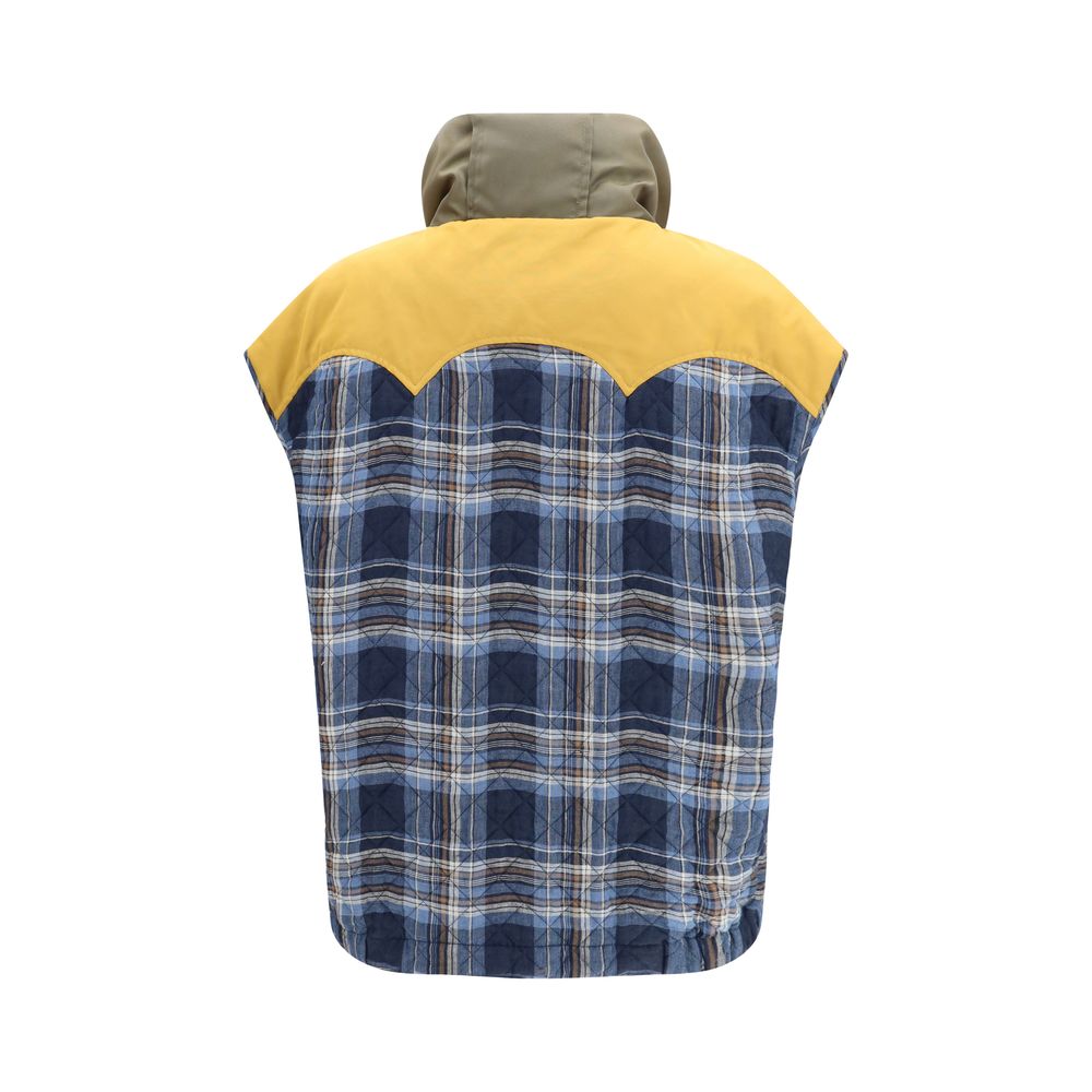 This Jacket by MARBELL for women in polyamide polyester leather blue showcases a magnificent silhouette, meticulously crafted with a distinctive and functional insulated for a magnificent finish.