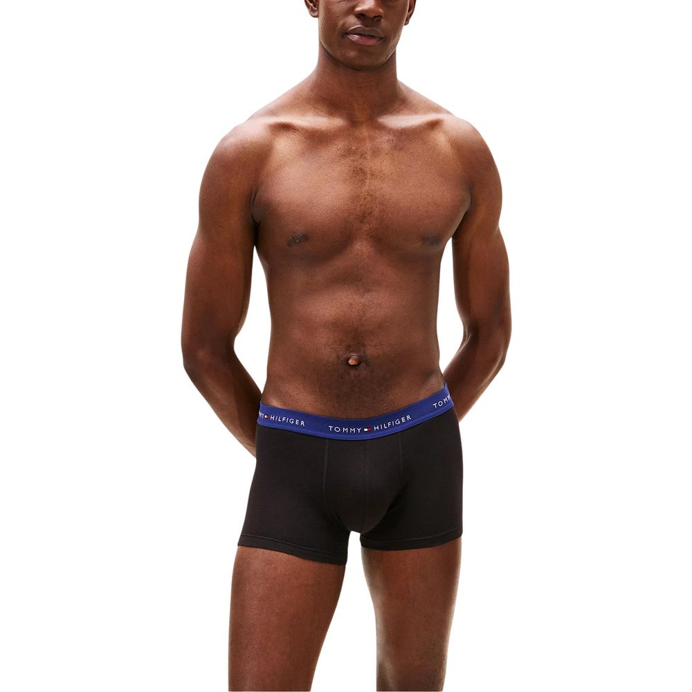 Underwear Boxer Shorts by Tommy Hilfiger for men in cotton presents a nuanced silhouette from the Men's Cotton Underwear Boxer Shorts collection, emphasizing a nuanced fit with [Mens Bottoms] details.