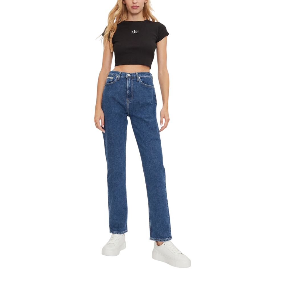 Jeans by Calvin Klein Jeans for women in stretch denim cotton blue features a refined silhouette with a refined skinny & slim, defined by a and a refined long for a refined finish.