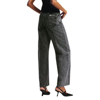 Jeans by Karl Lagerfeld for women in denim cotton black features an sartorial relaxed-fit & wide and long with a mid rise cut for a sartorial finish.
