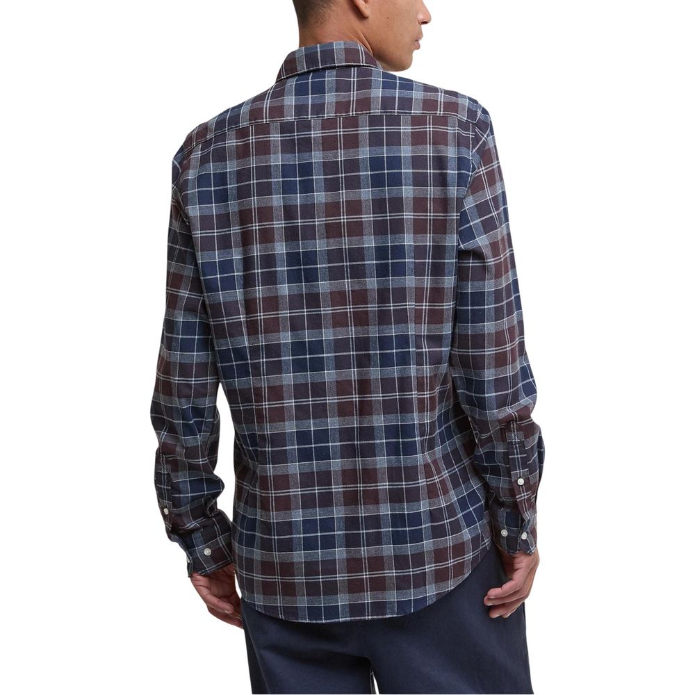 Shirt by Barbour for men in cotton presents a discerning silhouette, showcasing a sophisticated button-down-collar neckline and for a truly discerning finish.