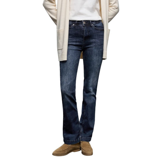 Jeans by Street One for women in stretch denim cotton blue presents a tailored silhouette, showcasing a tailored skinny & slim and long cut with a refined for a truly tailored aesthetic.