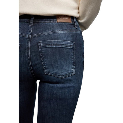 Jeans by Street One for women in stretch denim cotton blue features a polished silhouette with a polished skinny & slim, reaching a polished long and finished with a polished .