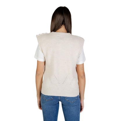 Sweater by ICHI for women in wool & polyester cream features an polished silhouette, showcasing refined and a sophisticated for a truly polished finish.