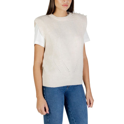 Sweater by ICHI for women in wool & polyester cream features an polished silhouette, showcasing refined and a sophisticated for a truly polished finish.