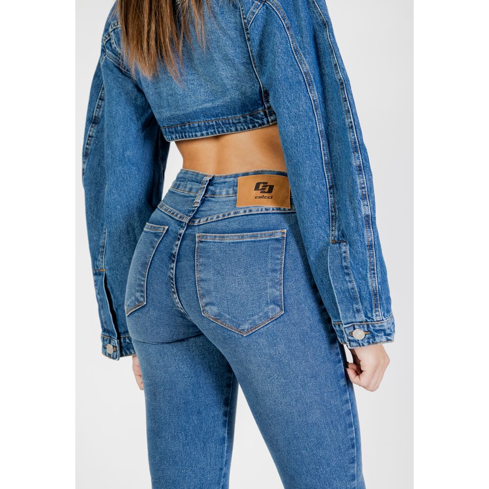 Jeans by Colcci for women in stretch denim cotton blue features a polished silhouette with a polished skinny, reaching a polished long and finished with a polished high rise.