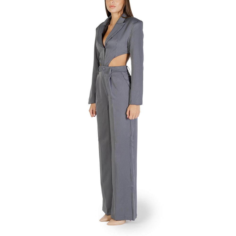One-Piece by Colcci for women in stretch viscose polyester gray showcases a eye catching silhouette, artfully detailed with a eye catching and for a eye catching, sophisticated finish.