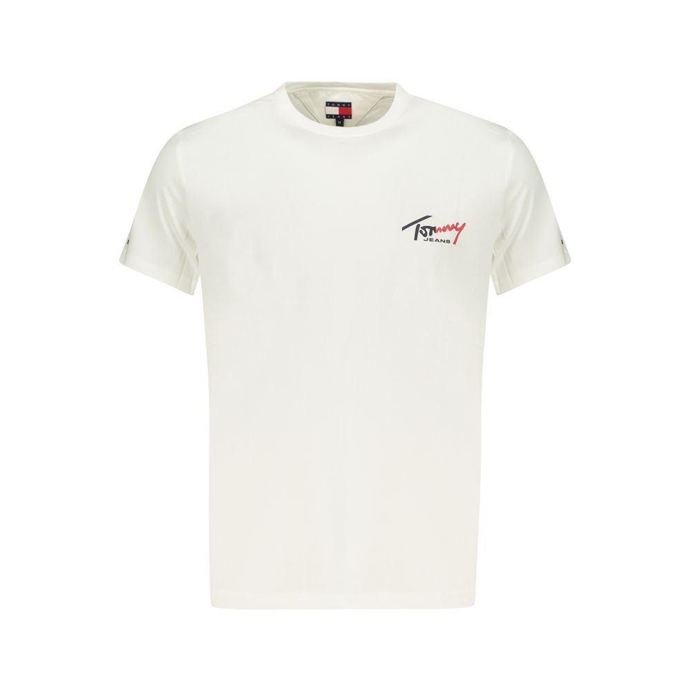 T-Shirt by Tommy Hilfiger for men in cotton white features an on trend silhouette, perfectly showcasing a on trend and crew neckline for an elevated aesthetic.