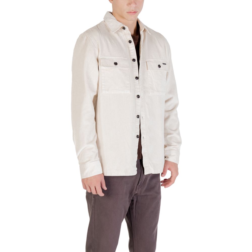 Shirt by Gianni Lupo for men in polyester cotton corduroy cream showcases a sharp silhouette, elegantly detailed with a sharp and sharp .