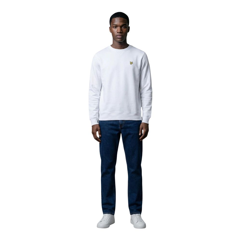 Activewear Sweatshirt by Lyle & Scott for men in cotton white showcases a versatile silhouette, artfully detailed with a versatile crew neckline and for a versatile finish with .