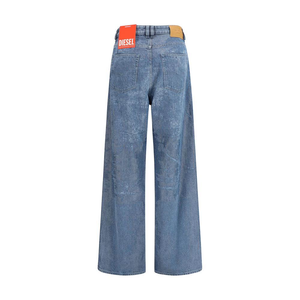 Jeans by Diesel for women in denim cotton blue & striped presents a tailored silhouette, showcasing a tailored relaxed-fit, regular-fit, wide & oversized and long cut with a refined low rise for a truly tailored aesthetic.