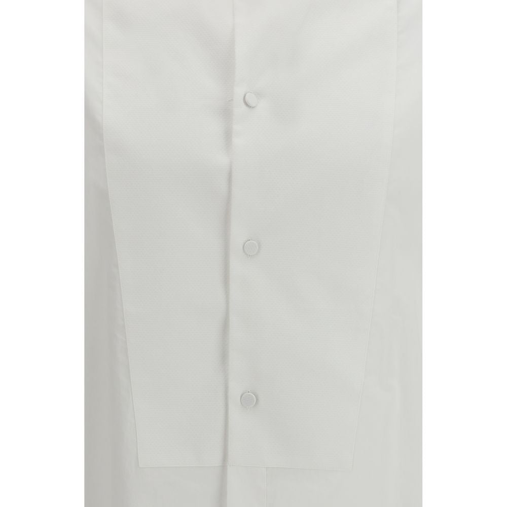 Dress Shirt by Tom Ford for men in cotton white showcases a sublime silhouette, artfully detailed with a sublime and for a sophisticated, sublime finish.