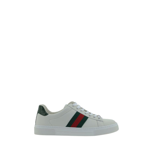 Sneakers by Gucci for women in bos taurus calfskin leather white & monogram features a chic design, perfectly showcasing the chic low-top style of this Women's Low Top Bos Taurus Calfskin Leather Sneakers.