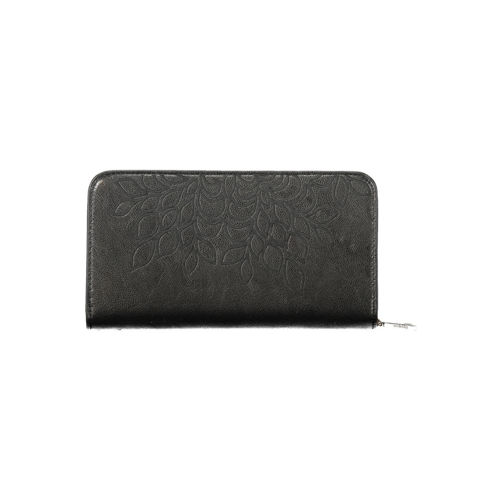 Cardholder Wallet by Desigual for women in polyethylene black & signature presents a refined silhouette, artfully capturing the essence of the Sierra Fiona Polyethylene Cardholder Wallet design with sophisticated card-organization coin-purse for a refined look.