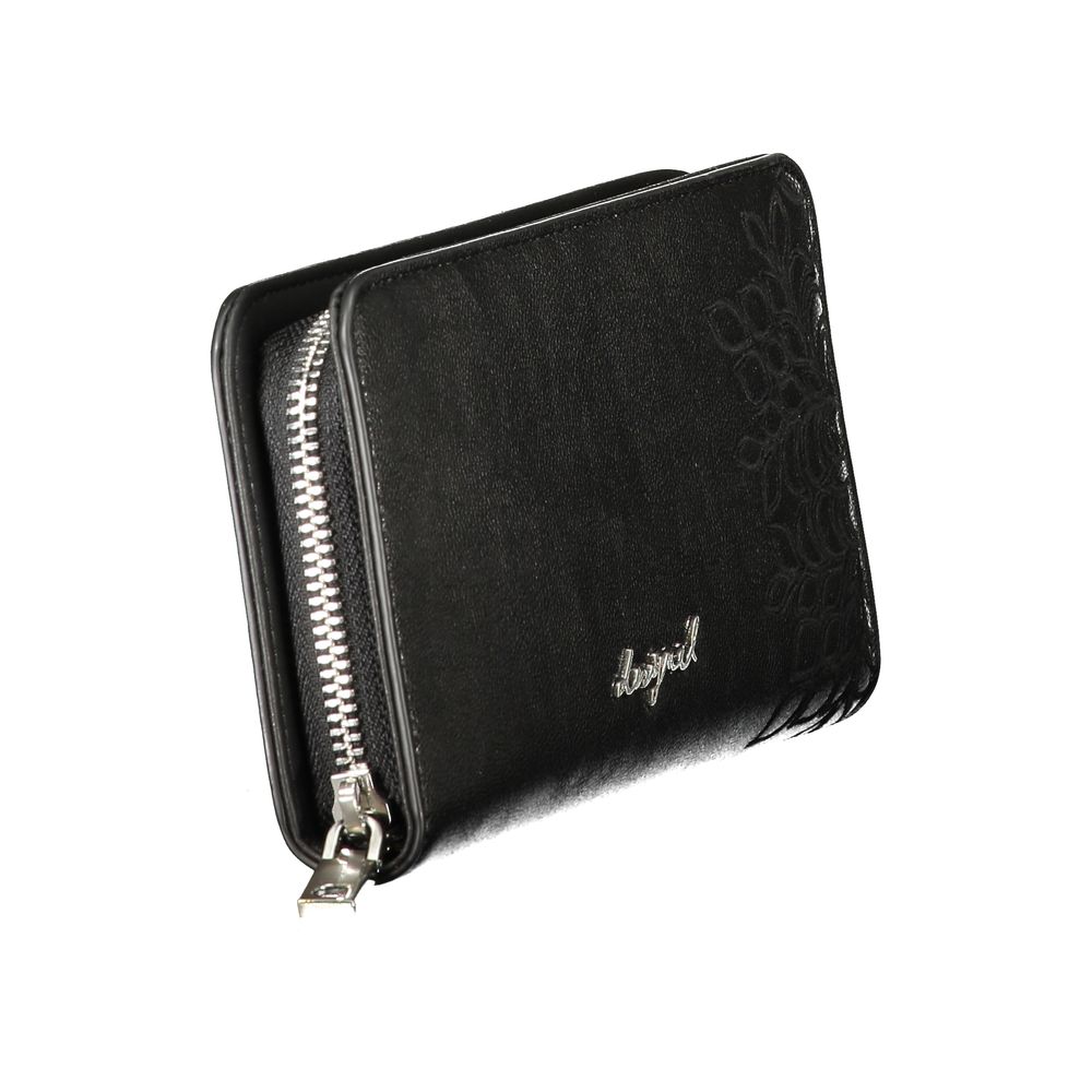 Cardholder Wallet by Desigual for women in polyethylene black & signature presents a architectural silhouette from the Sierra Fiona Polyethylene Cardholder Wallet collection, showcasing architectural card-organization coin-purse for a architectural finish.