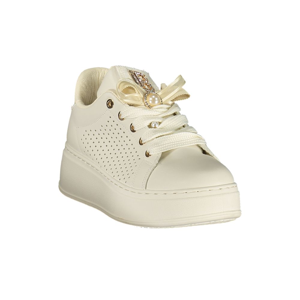 Athletic Sneakers by Laura Biagiotti for women in polyester & polyurethane gold, white & signature showcases an impeccable silhouette, defined by an impeccable athletic style design that perfectly captures the essence of the Women's Athletic Polyester & Polyurethane Sneakers.
